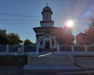 Sfanta Liturghie la Biserica Sf. Arh. Mihail si Gavriil din Dascalu