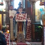 Parintele Cristian citind Sfanta Liturghie